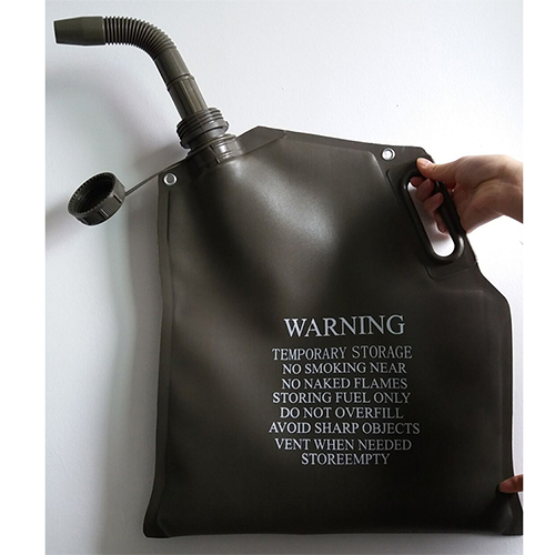 Wholesale Foldable Motorcycle Jerry Can 7 Litre Diesel Auxiliary Tank Fuel Bag 2 Gallon